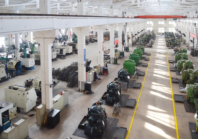 ハイポイドスパイラルギヤ加工